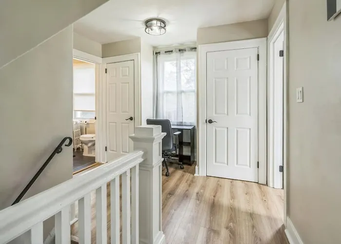Where Classic Charm Meets Modern Serenity Holiday home *
